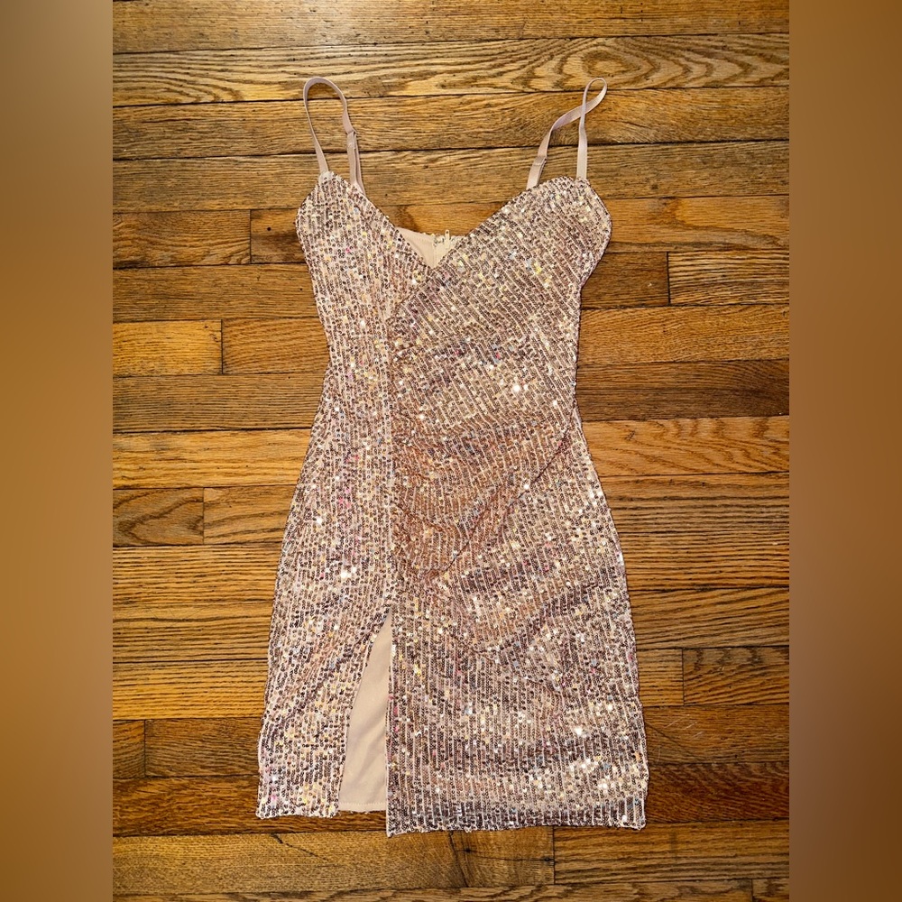 Elegant Sequin Dress in Silver